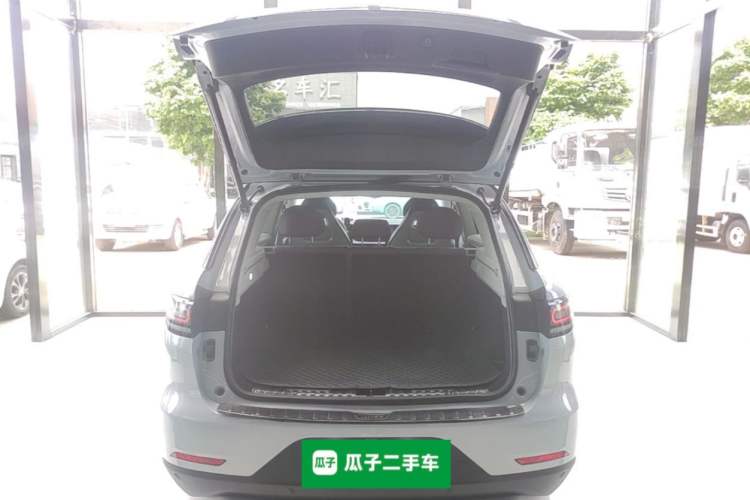 Used Leapmotor C11 2023 Pure Electric 500 Comfort Edition Trunk
