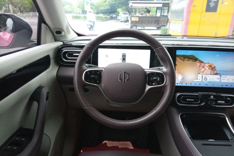 Used Leapmotor C11 2023 Extended-Range 285 Comfort Edition Steering Wheel
