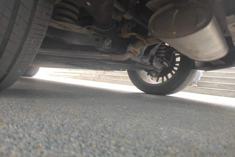 Used Leapmotor C11 2023 Range-Extended 200 Comfort Edition Chassis Rear Left