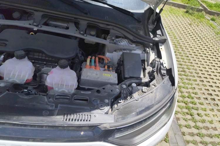 Used Leapmotor C11 2023 Range-Extended 300 Comfort Edition Engine Bay Left
