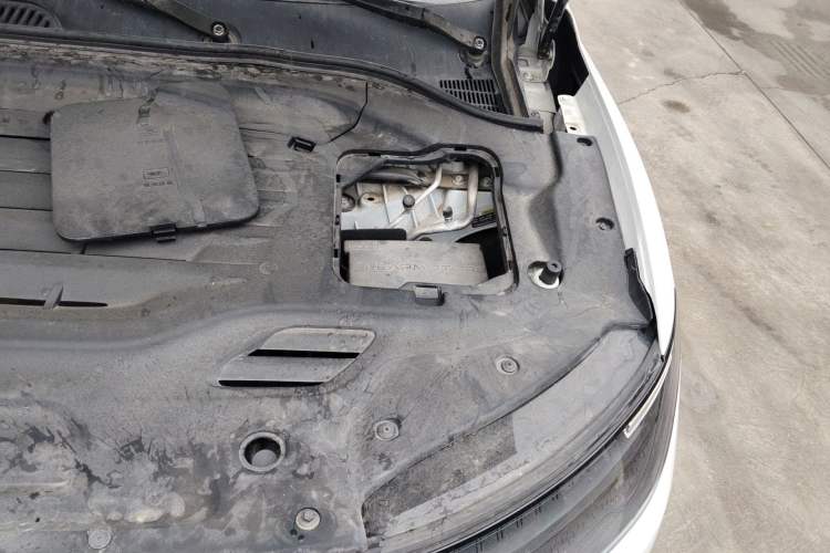 Used Leapmotor C11 2023 Pure Electric 500 Comfort Edition Engine Bay Left