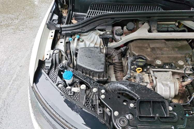 Used Leapmotor C11 2023 Range-Extended 180 Comfort Edition Engine Bay Right