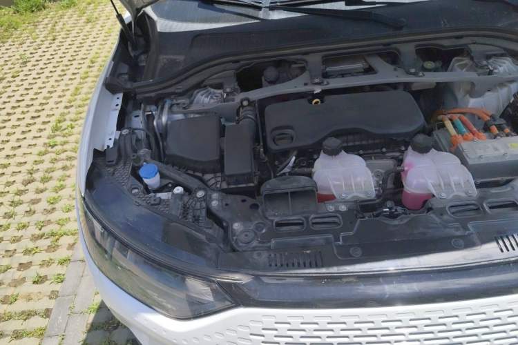Used Leapmotor C11 2023 Range-Extended 300 Comfort Edition Engine Bay Right