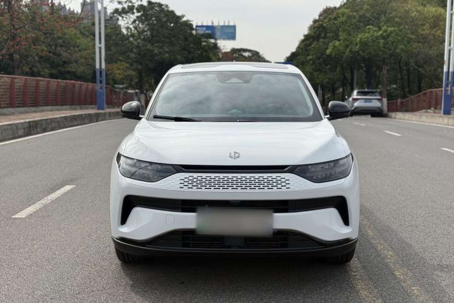 Used Leapmotor C11 2023 Range-Extended 180 Comfort Edition Exterior 2