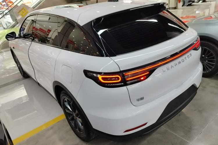 Used Leapmotor C11 2023 Extended-Range 285 Comfort Edition Exterior 2