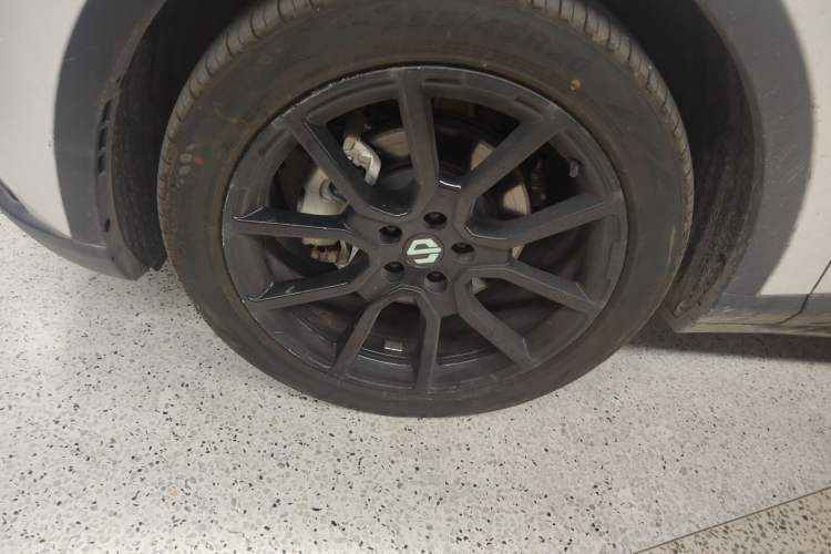 Used Leapmotor C11 2023 Extended-Range 285 Comfort Edition Exterior 4