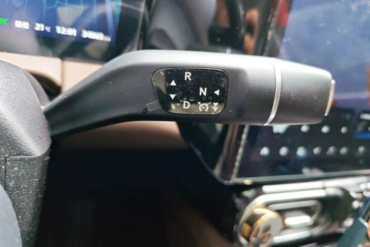 Used Leapmotor C11 2023 Range-Extended 180 Comfort Edition Gear Lever