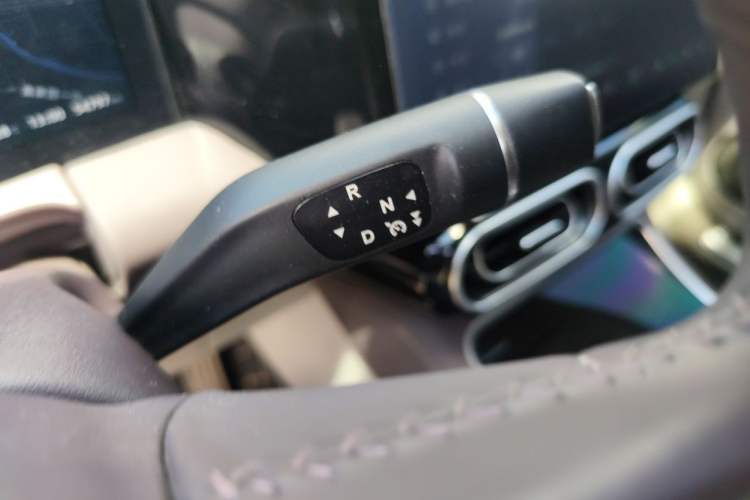 Used Leapmotor C11 2023 Range-Extended 300 Comfort Edition Gear Lever