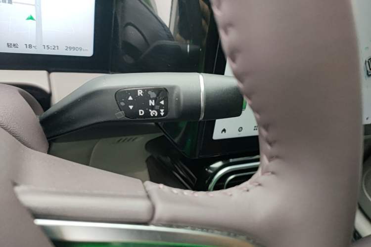 Used Leapmotor C11 2023 Range-Extended 180 Comfort Edition Gear Lever