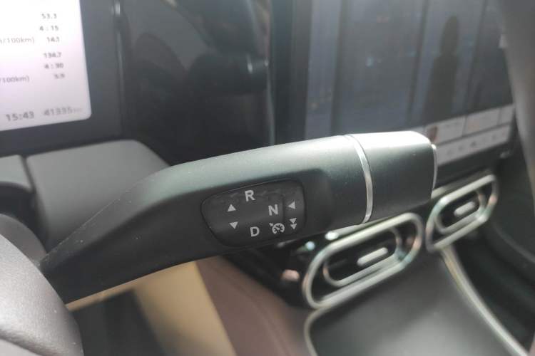 Used Leapmotor C11 2023 Range-Extended 200 Comfort Edition Gear Lever
