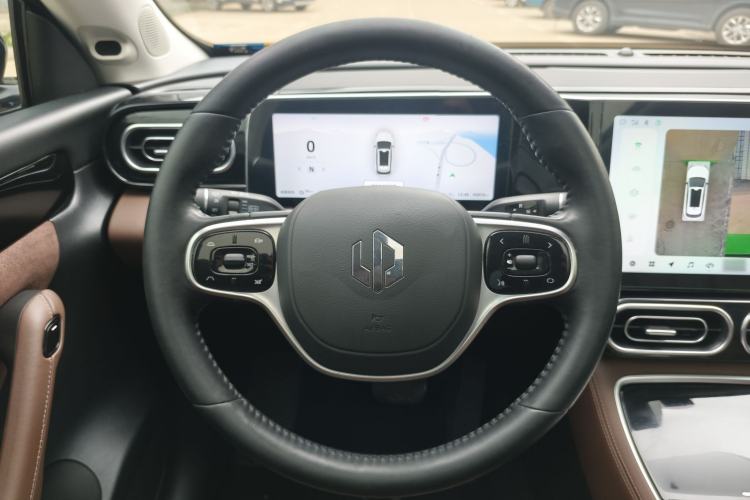Used Leapmotor C11 2023 Extended-Range 285 Comfort Edition Interior 2
