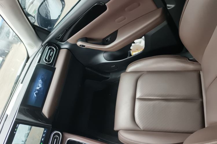 Used Leapmotor C11 2023 Range-Extended 180 Comfort Edition Interior 2