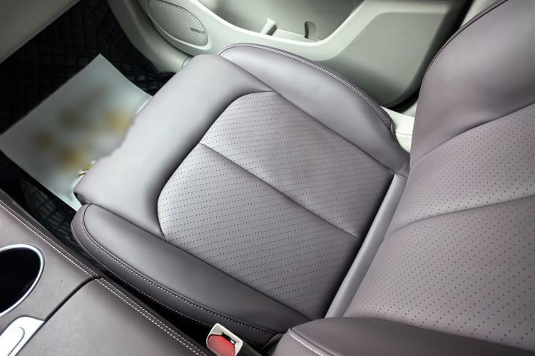 Used Leapmotor C11 2023 Range-Extended 180 Comfort Edition Interior 2