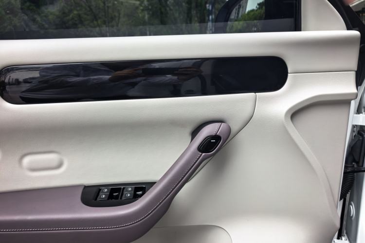 Used Leapmotor C11 2023 Range-Extended 180 Comfort Edition Interior 6