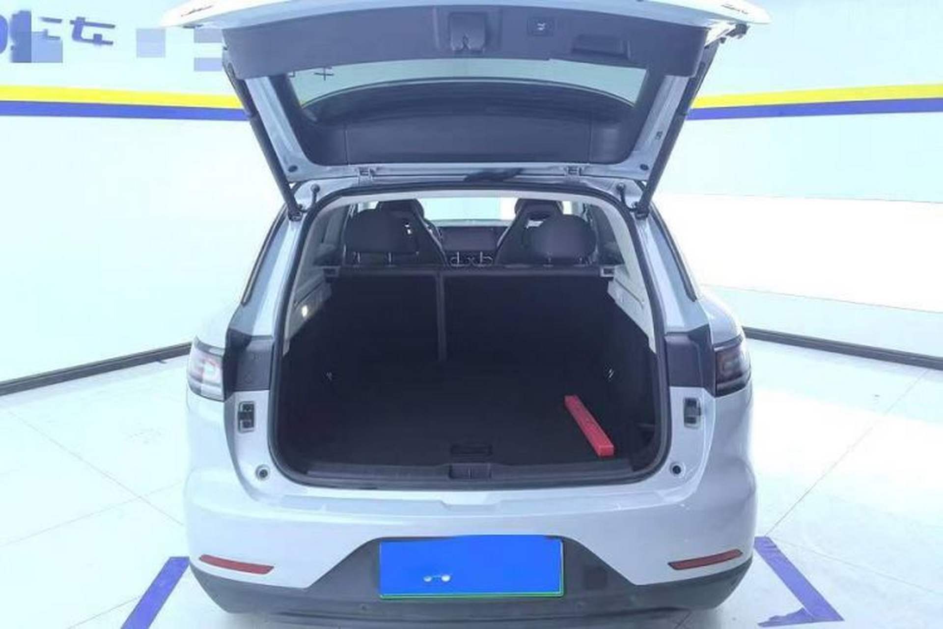 Used Leapmotor C11 2023 Range-Extended 300 Smart Enjoyment Edition Interior 8