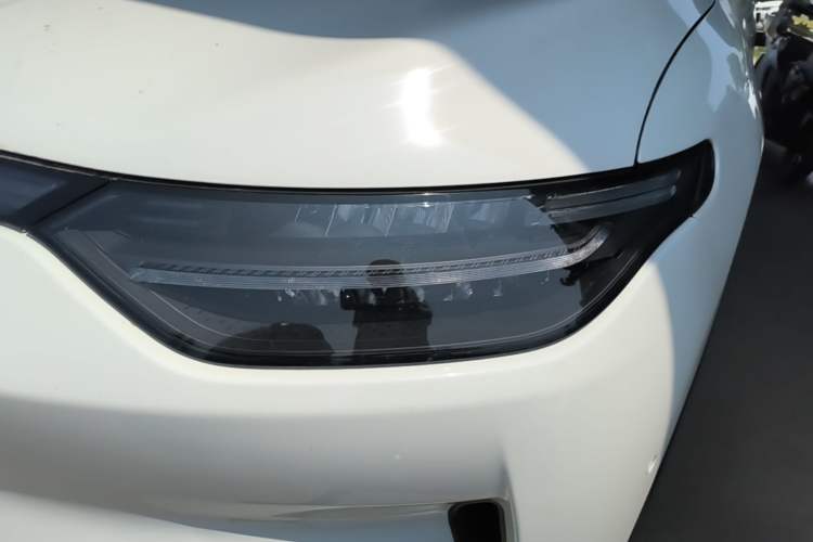 Used Leapmotor C11 2023 Pure Electric 500 Smart Edition Left Front Headlight