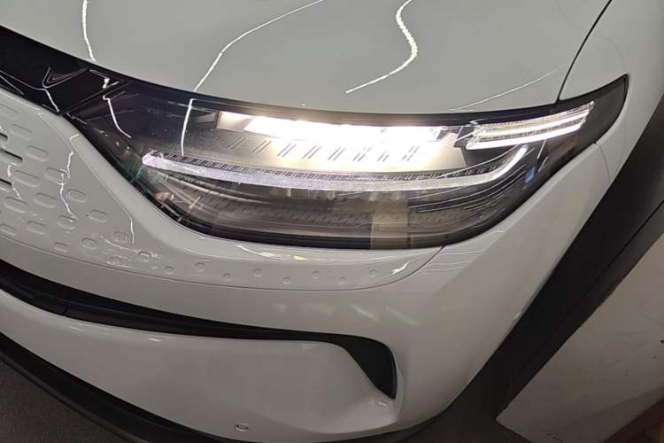 Used Leapmotor C11 2023 Range-Extended 285 Smart Enjoyment Edition Left Front Headlight