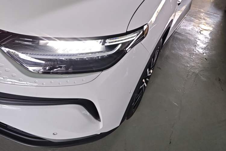 Used Leapmotor C11 2023 Extended-Range 285 Comfort Edition Left Front Headlight