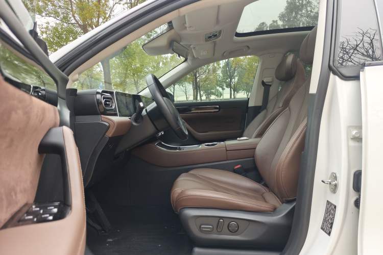 Used Leapmotor C11 2023 Extended-Range 285 Comfort Edition Left Front Seat