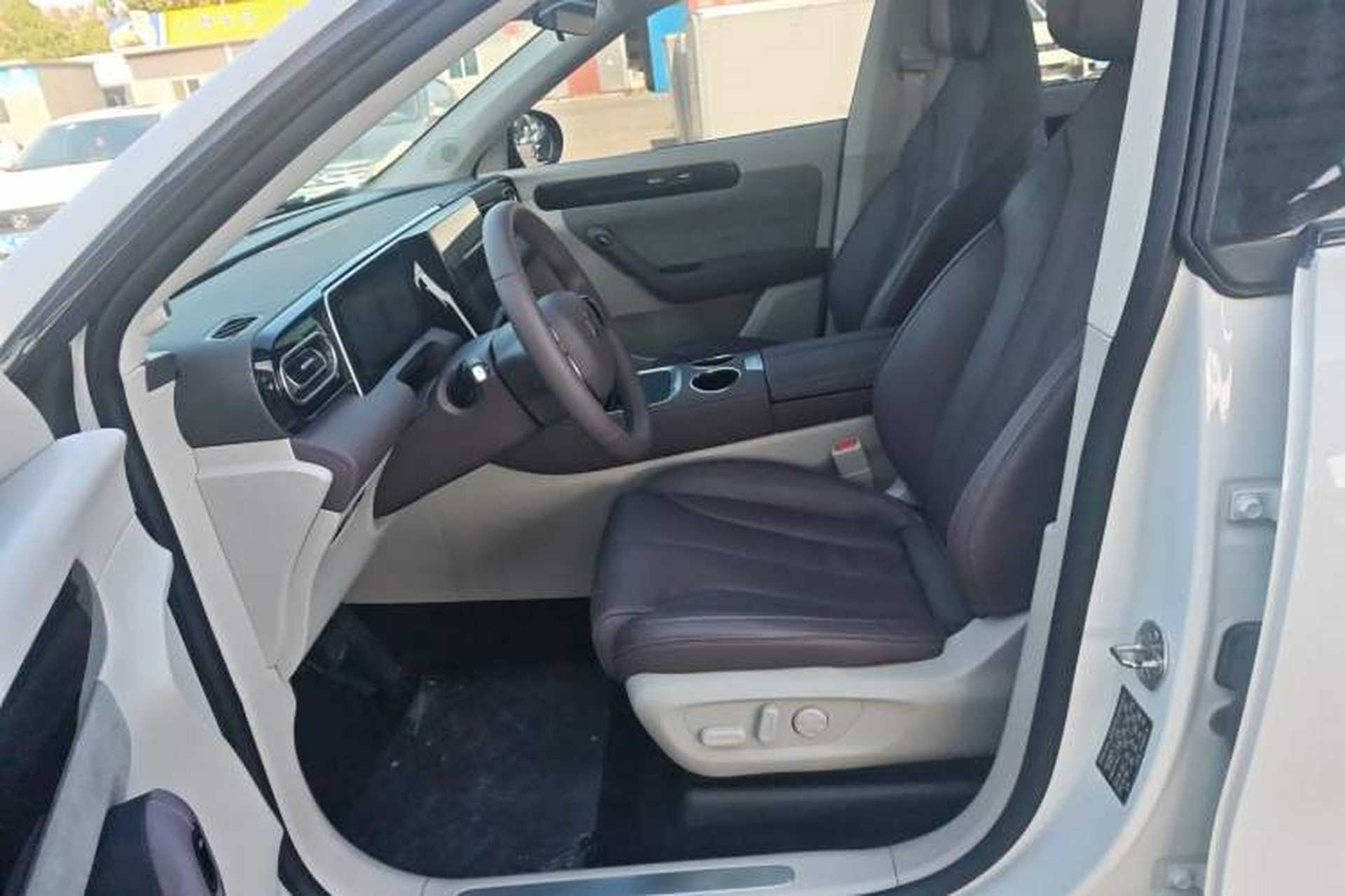 Used Leapmotor C11 2023 Extended-Range 285 Comfort Edition Left Front Seat