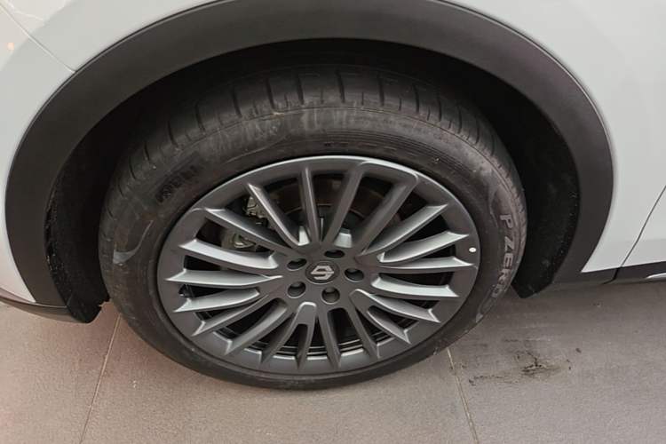 Used Leapmotor C11 2023 Range-Extended 285 Smart Enjoyment Edition Left Front Wheel Hub