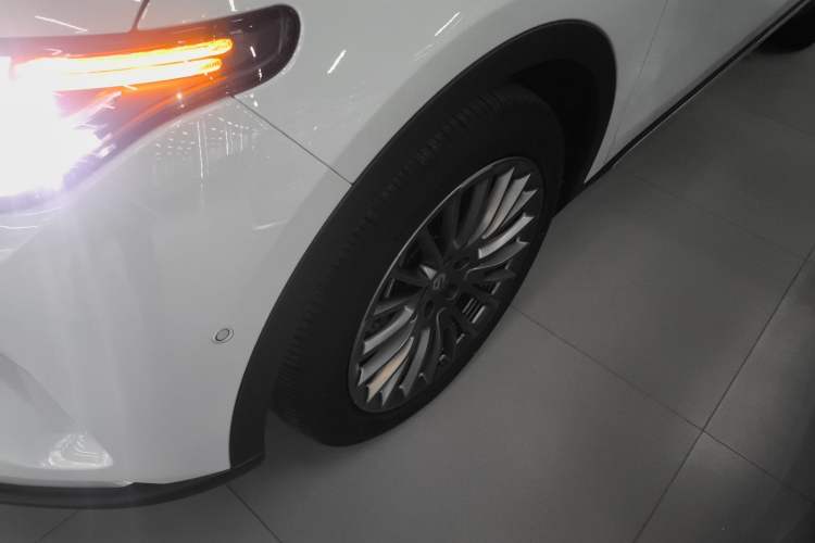 Used Leapmotor C11 2023 Range-Extended 300 Smart Enjoyment Edition Left Front Wheel Hub