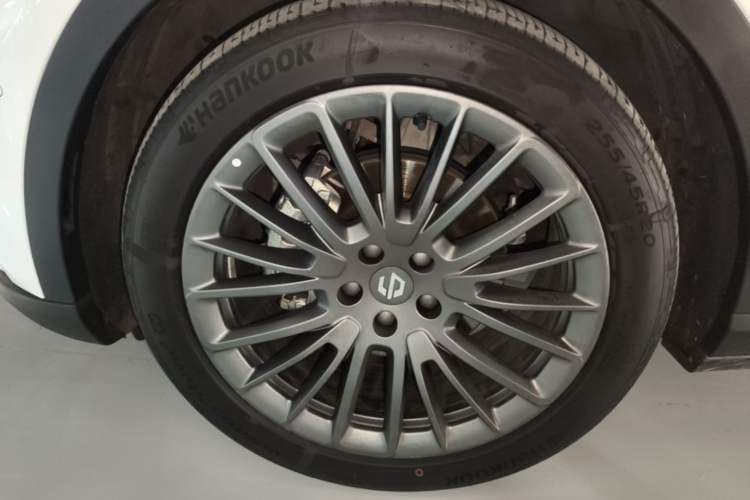 Used Leapmotor C11 2023 Range-Extended 285 Smart Enjoyment Edition Left Front Wheel Hub