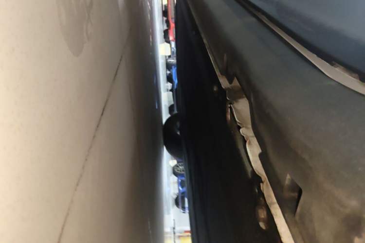 Used Leapmotor C11 2023 Pure Electric 500 Comfort Edition Left Side Sill