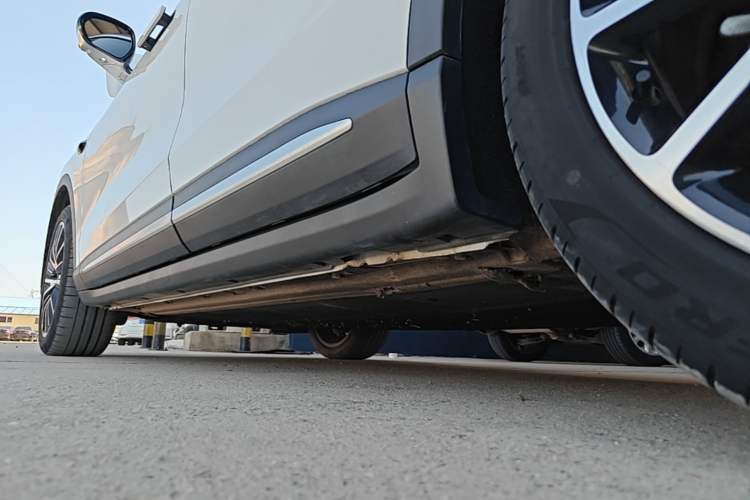 Used Leapmotor C11 2023 Pure Electric 500 Smart Edition Left Side Sill