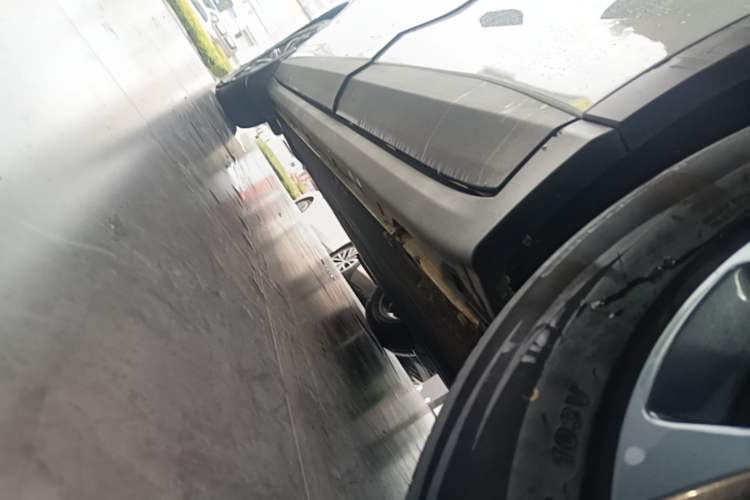 Used Leapmotor C11 2023 Pure Electric 500 Comfort Edition Left Side Sill
