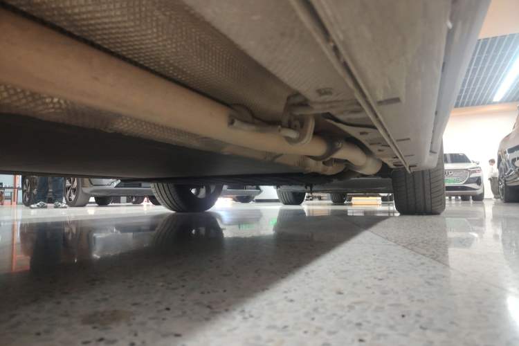 Used Leapmotor C11 2023 Extended-Range 285 Comfort Edition Left Side Sill