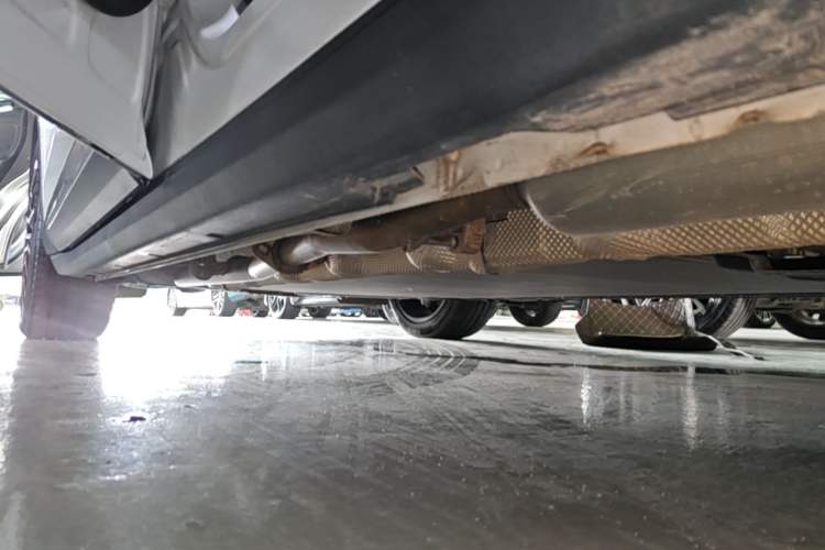 Used Leapmotor C11 2023 Extended-Range 285 Comfort Edition Left Side Sill