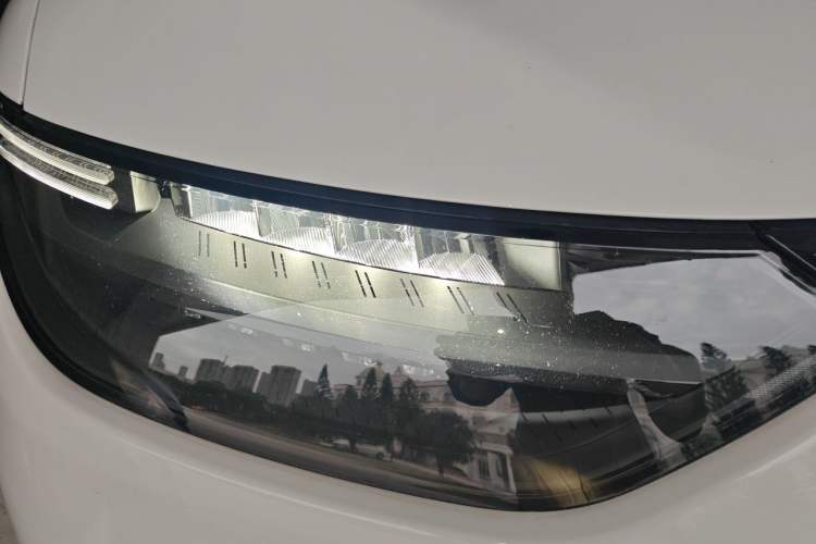 Used Leapmotor C11 2023 Pure Electric 500 Comfort Edition Right Front Headlight