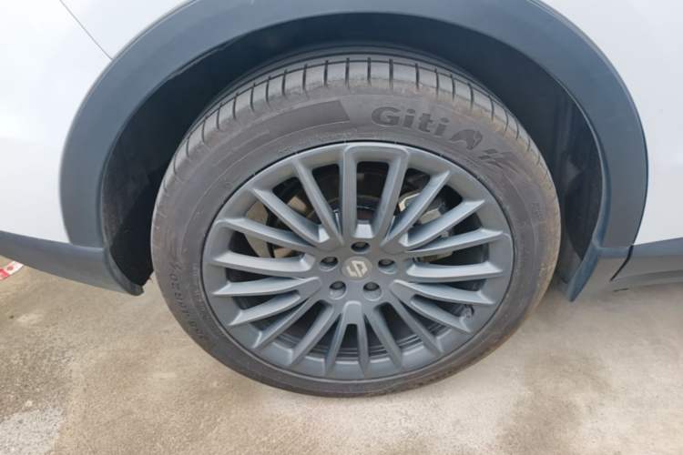 Used Leapmotor C11 2023 Range-Extended 180 Comfort Edition Right Rear Wheel Hub