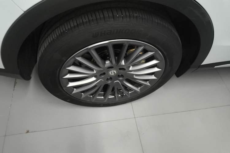 Used Leapmotor C11 2023 Range-Extended 300 Smart Enjoyment Edition Right Rear Wheel Hub