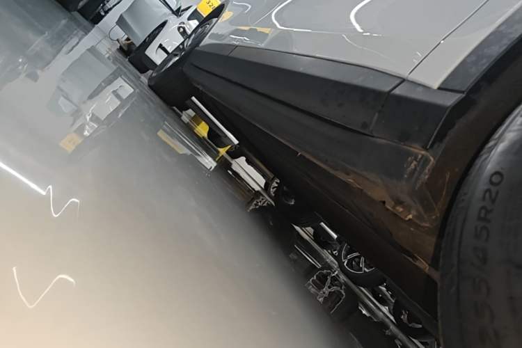Used Leapmotor C11 2023 Range-Extended 200 Comfort Edition Right Side Sill