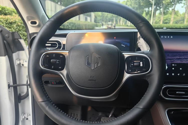 Used Leapmotor C11 2023 Range-Extended 300 Comfort Edition Steering Wheel