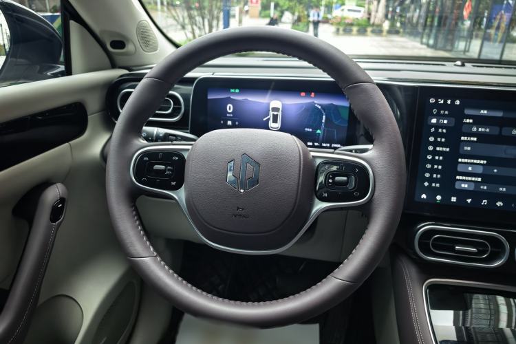 Used Leapmotor C11 2023 Range-Extended 180 Comfort Edition Steering Wheel