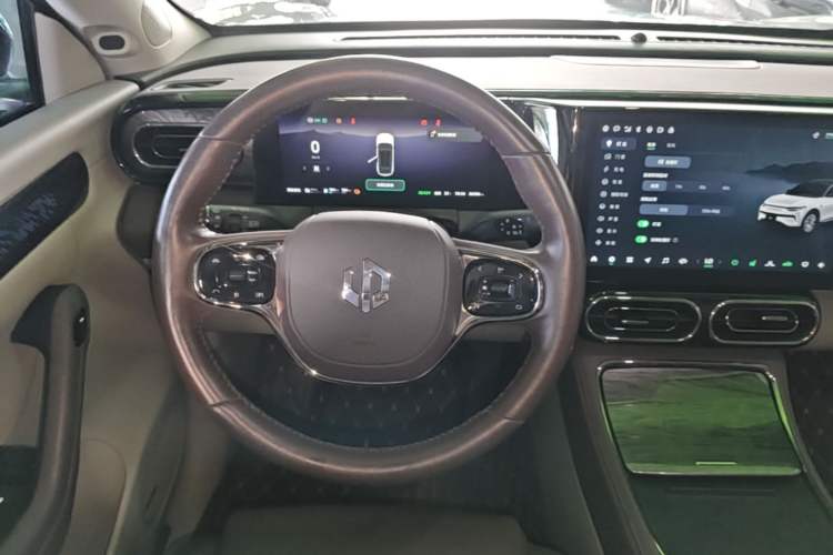 Used Leapmotor C11 2023 Extended-Range 285 Comfort Edition Steering Wheel