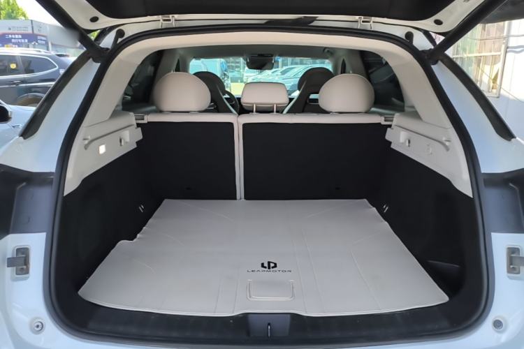 Used Leapmotor C11 2023 Pure Electric 500 Smart Edition Trunk