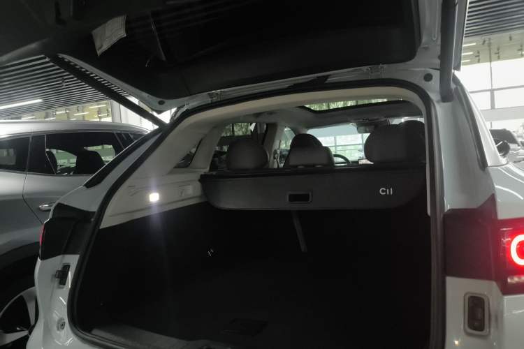 Used Leapmotor C11 2023 Range-Extended 300 Smart Enjoyment Edition Trunk