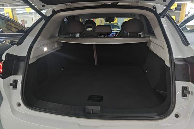 Used Leapmotor C11 2023 Range-Extended 200 Comfort Edition Trunk