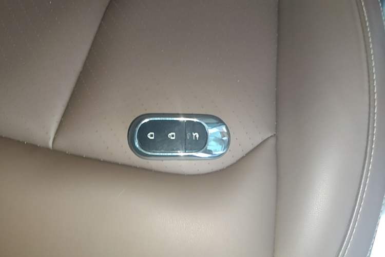 Used Leapmotor C11 2023 Range-Extended 200 Comfort Edition Vehicle Key