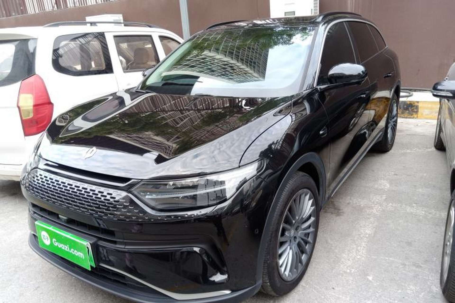 Used Leapmotor C11 2024 Range-Extended 300 Luxury Edition Front Left 45 Deg