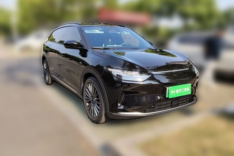 Used Leapmotor C11 2024 All-Electric 580 Luxury Edition Front Right 45 Deg