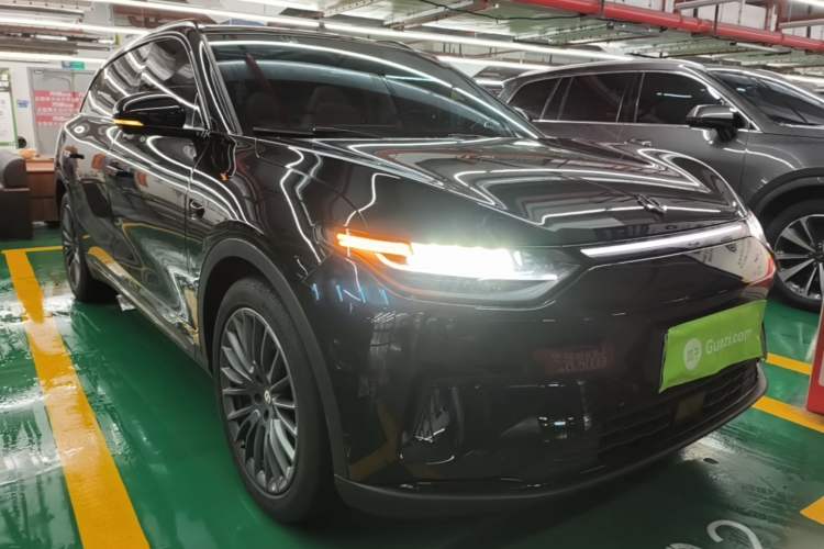 Used Leapmotor C11 2024 All-Electric 580 Luxury Edition Front Right 45 Deg