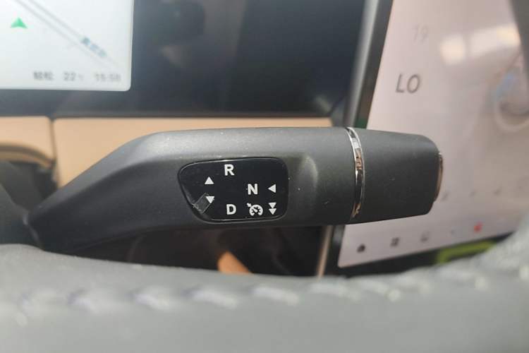 Used Leapmotor C11 2024 All-Electric 580 Luxury Edition Gear Lever