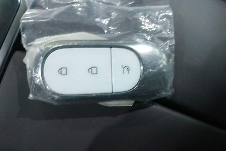 Used Leapmotor C11 2024 Range-Extended 300 Smart Enjoyment Edition Interior 1
