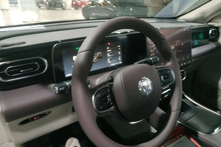 Used Leapmotor C11 2024 Range-Extended 300 Smart Enjoyment Edition Interior 2