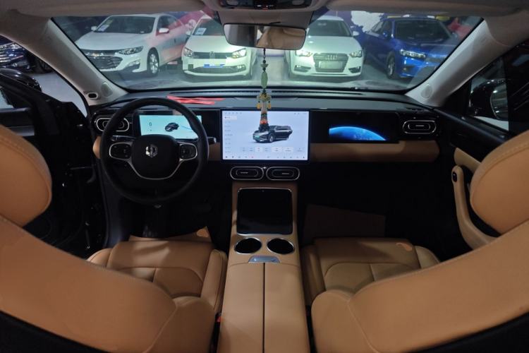 Used Leapmotor C11 2024 Range-Extended 200 Smart Enjoyment Edition Interior 2